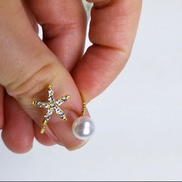 Beautiful CZ Diamond Starfish and Pearl Ring - Picture 4 of 6